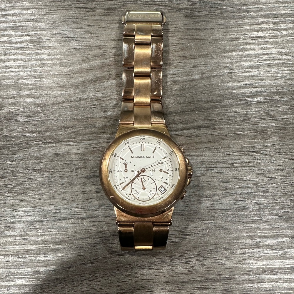 Michael Kors rose gold watch